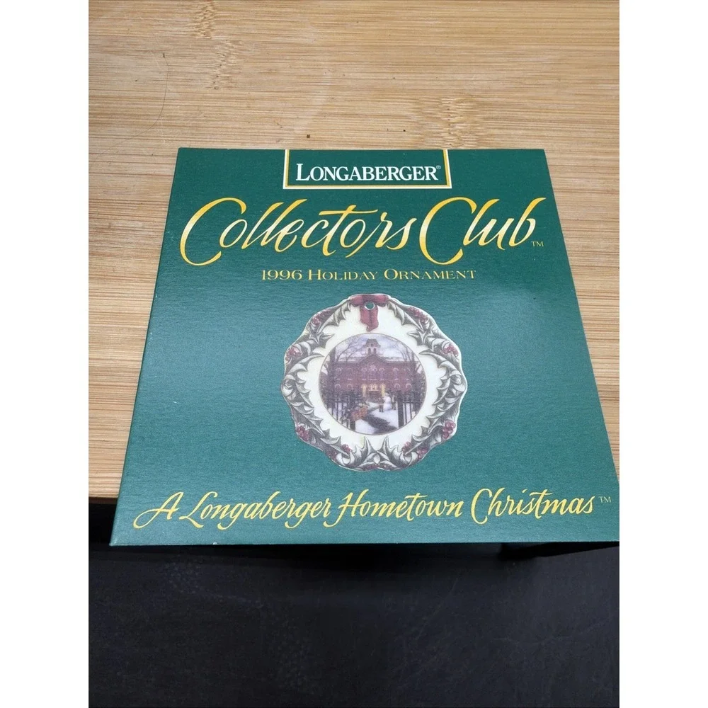 Longaberger 1996 Collectors Club Christmas Ornament Hometown Holly New in Box US